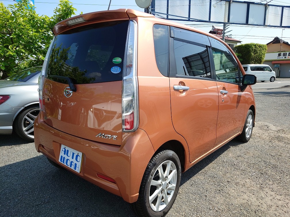 ダイハツ ムーヴ カスタムX ワンオーナー禁煙車 オレンジの中古車販売